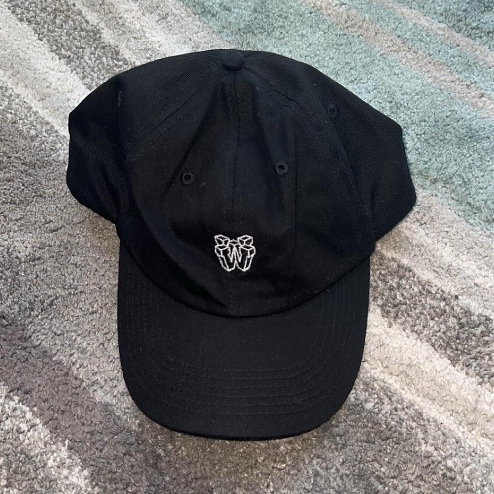 NWOT Wobble Factory Baseball Cap 🧢🖤◽️